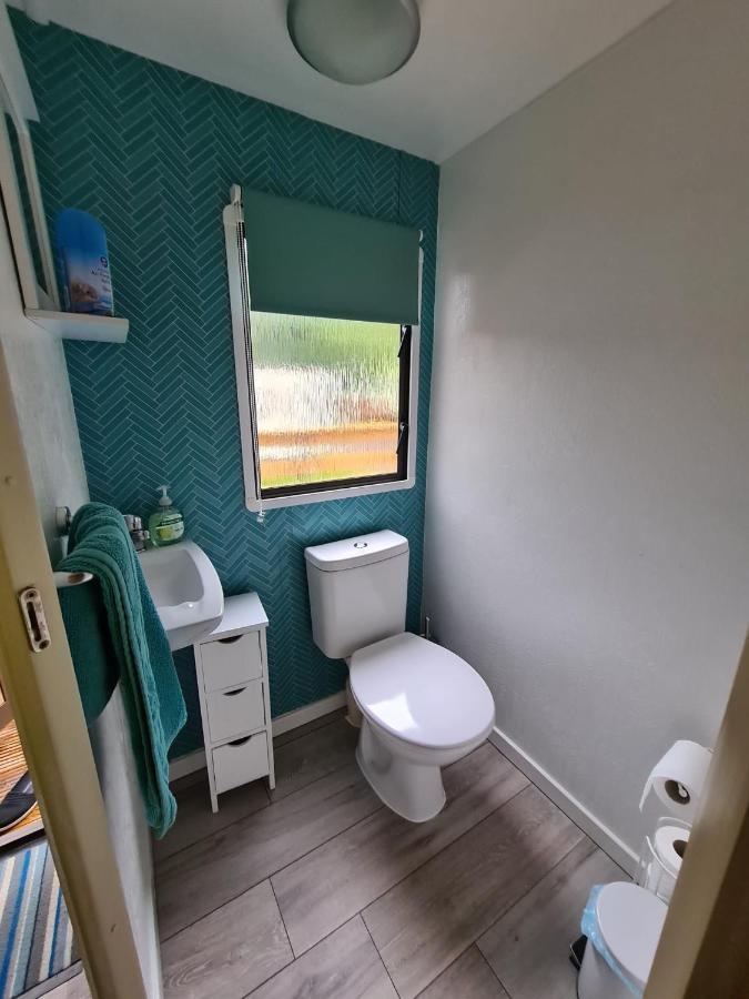 Unique Caravan With Outdoor Space Ballantrae Exterior foto